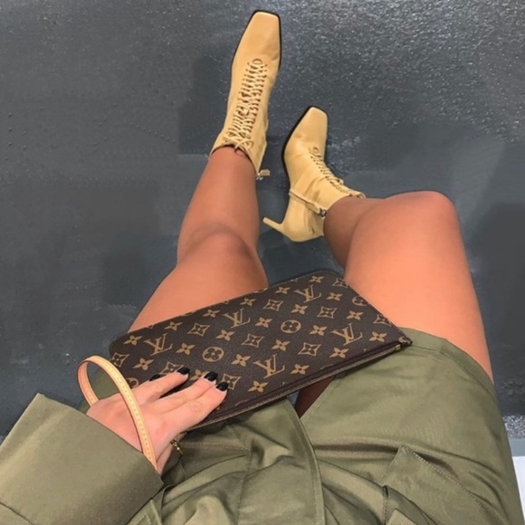 Zara Laced Up High Rectangular Heel Ankle Booties Beige Color NEW. - Picture 2 of 11